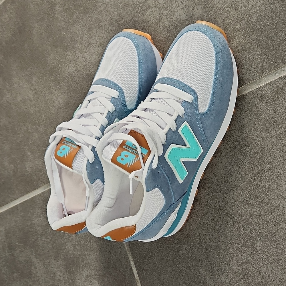 New Balance Women's Sneakers